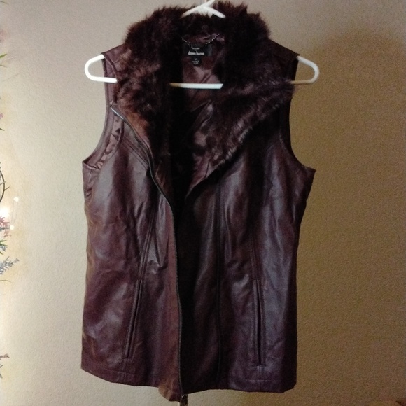 Faux fur vest - Picture 5 of 6